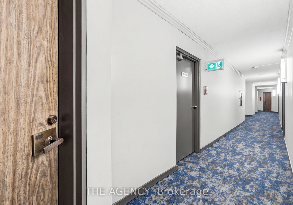 2360-dundas-street-w-toronto-ontario-w13438476