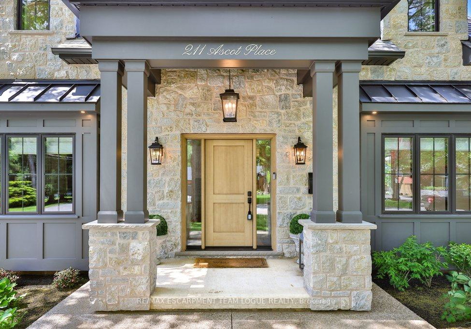 211-ascot-place-burlington-ontario-w13438530
