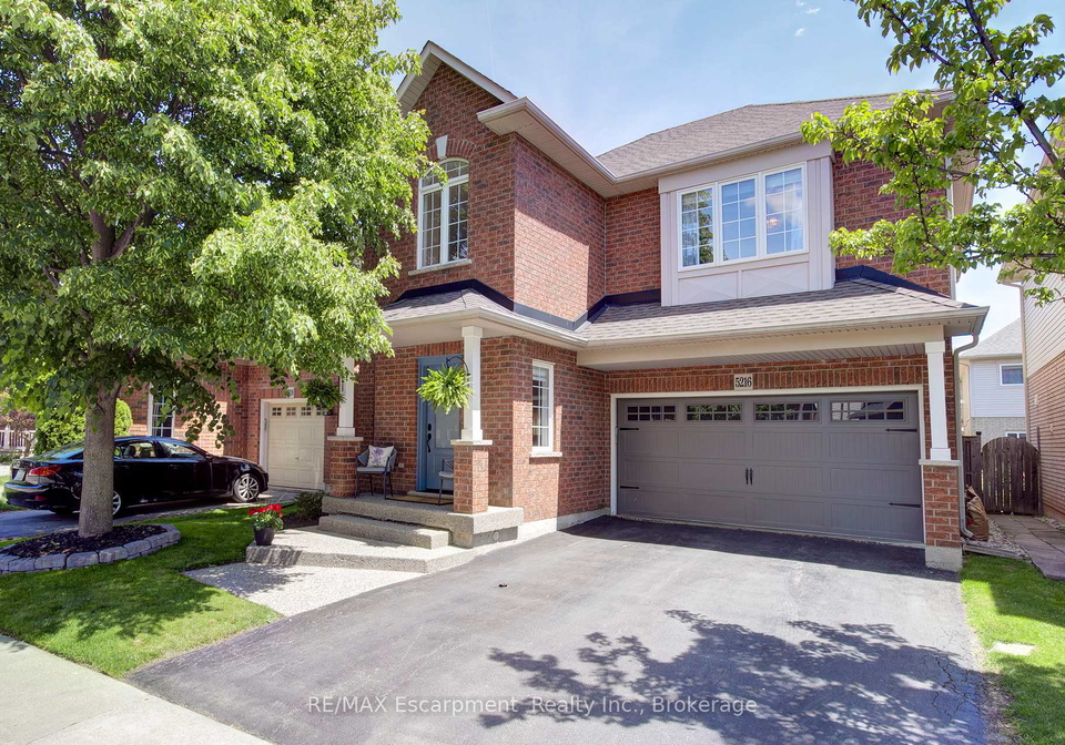 5216-garland-crescent-burlington-ontario-w13438576