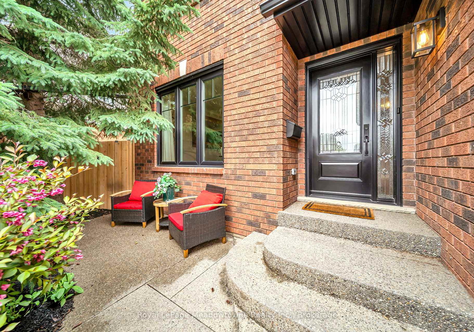2135-chrisdon-road-burlington-ontario-w13438650