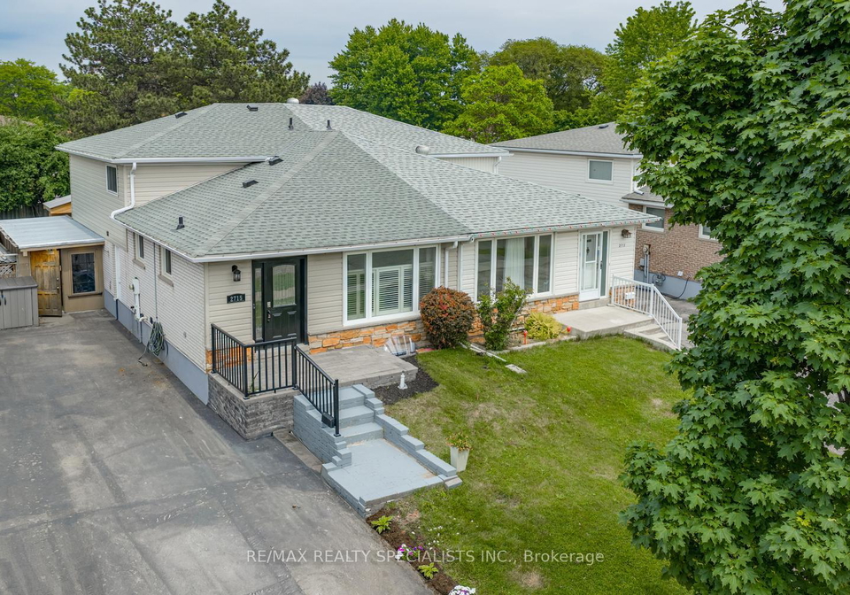 2715-hollington-crescent-mississauga-ontario-w13438702