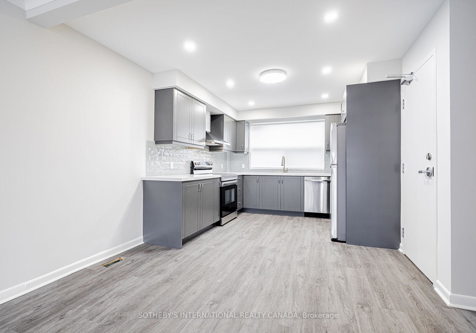 72-winston-park-boulevard-york-ontario-w13438724