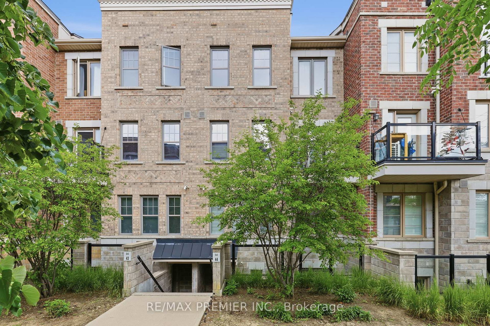 2315-sheppard-avenue-w-york-ontario-w13438894