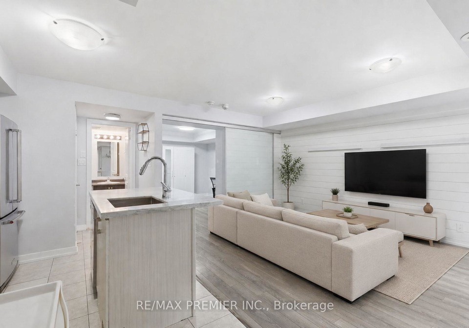 2315-sheppard-avenue-w-york-ontario-w13438894