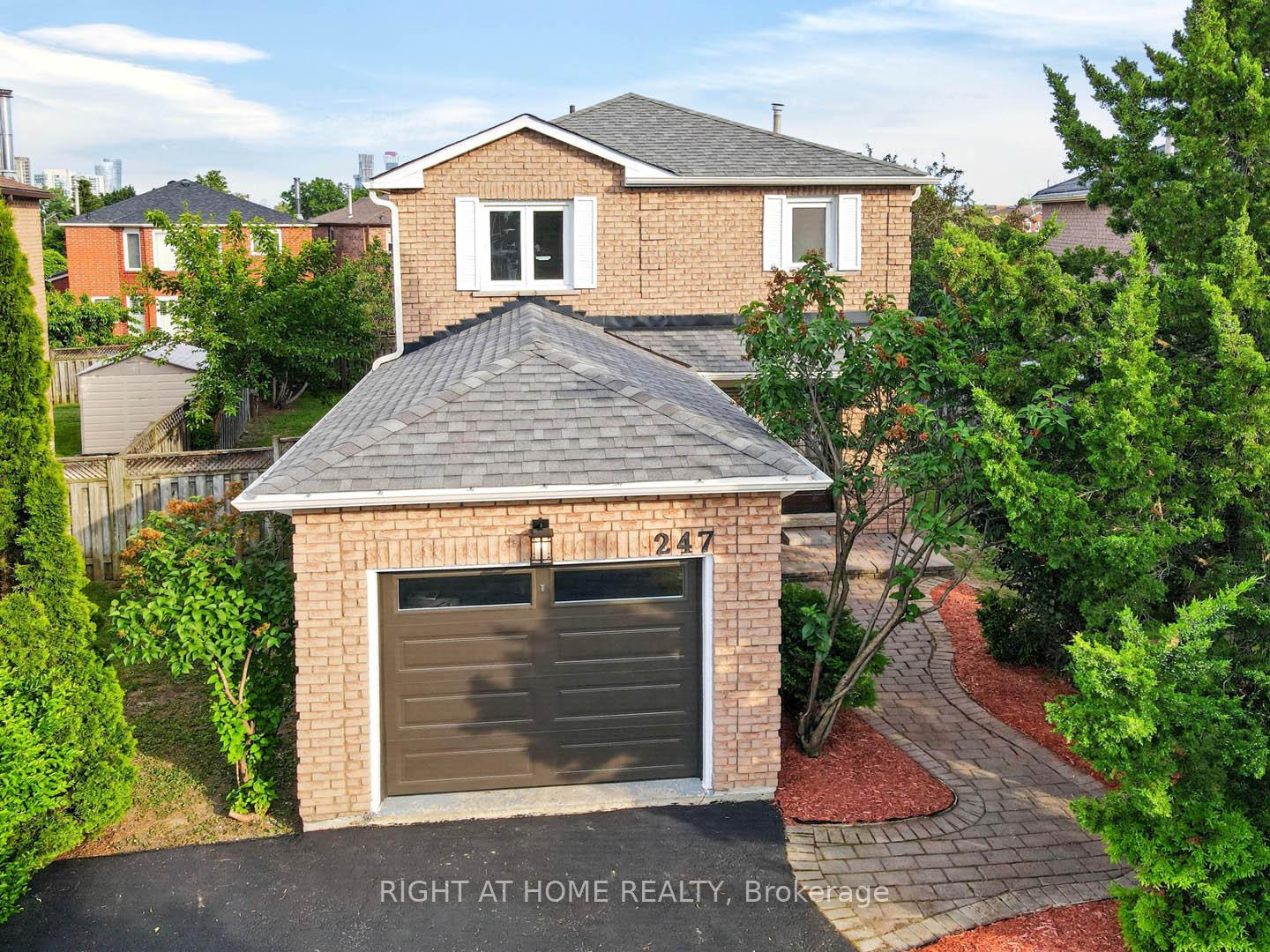 247-glenn-hawthorne-boulevard-mississauga-ontario-w13438898
