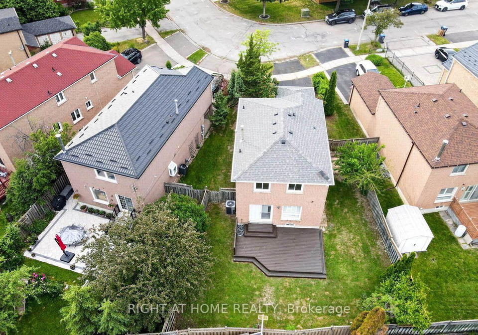 247-glenn-hawthorne-boulevard-mississauga-ontario-w13438898