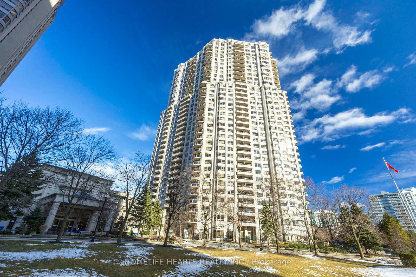 25-kingsbridge-garden-circle-mississauga-ontario-w13439296