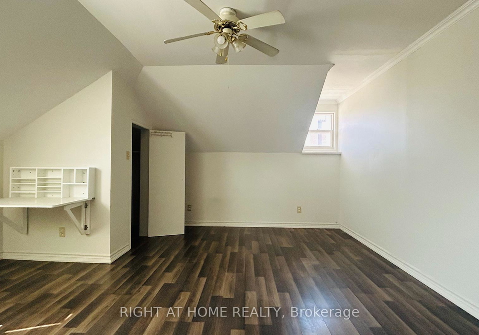 60-long-branch-avenue-etobicoke-ontario-w13439328