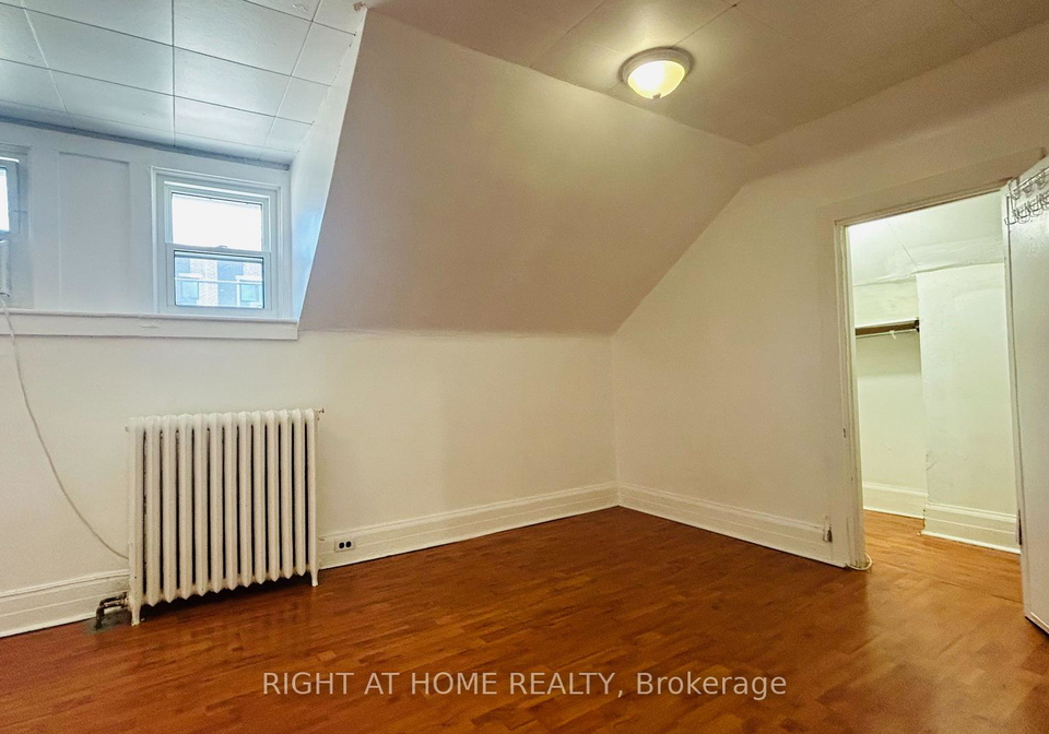 60-long-branch-avenue-etobicoke-ontario-w13439364