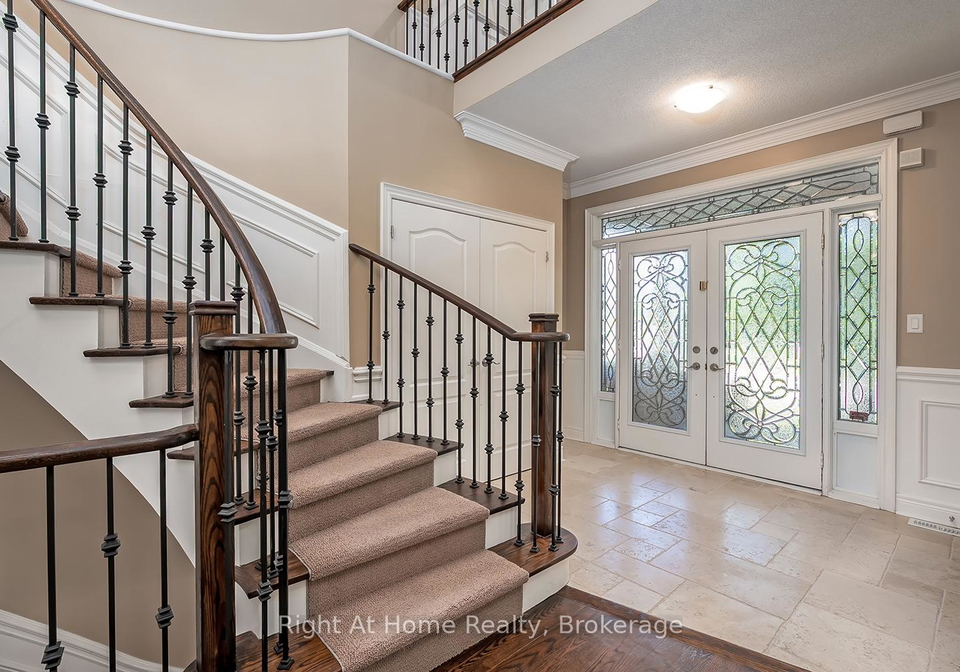 2096-bingley-crescent-oakville-ontario-w13439510