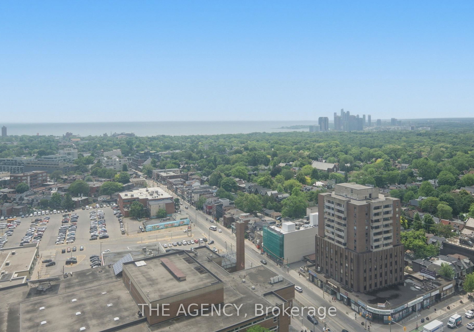 2360-dundas-street-w-toronto-ontario-w13439664
