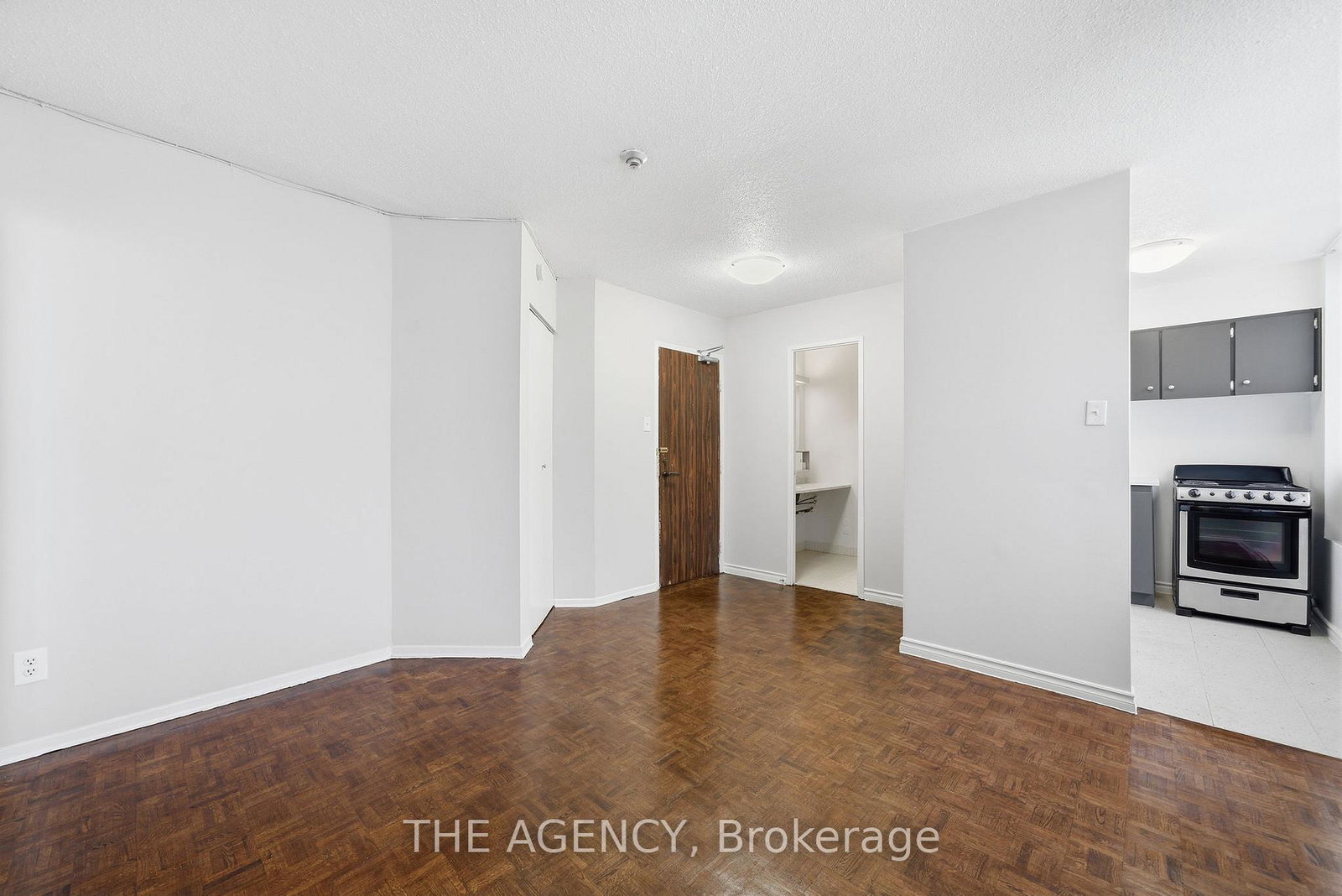 2360-dundas-street-toronto-ontario-w13439674
