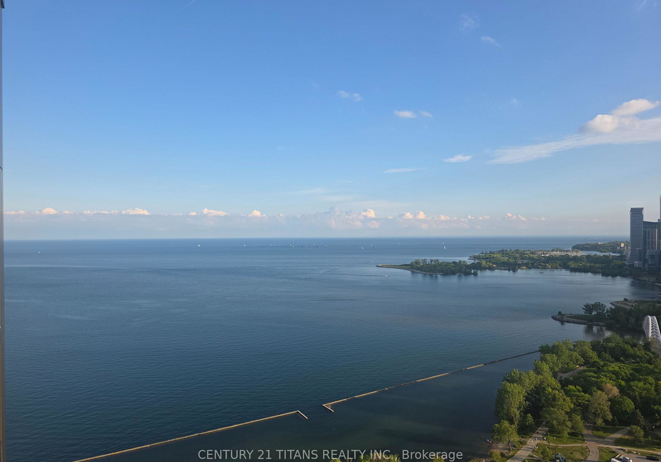 1926-lakeshore-boulevard-toronto-ontario-w13439784