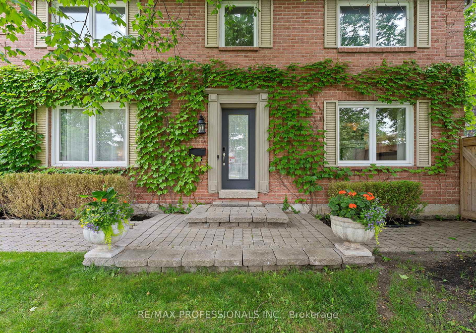 6031-edenwood-drive-mississauga-ontario-w13439792