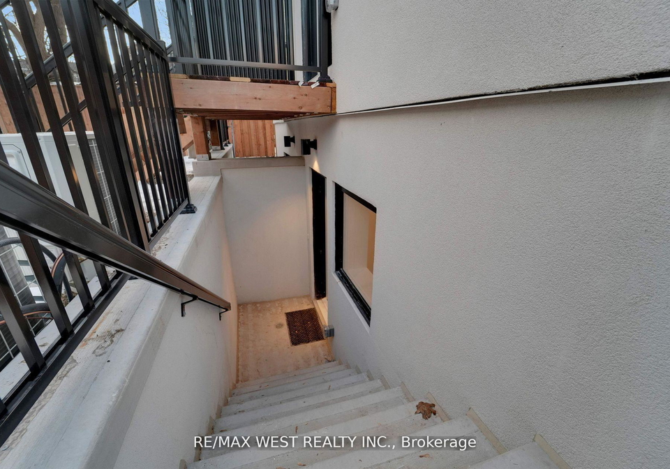 521-st-johns-road-toronto-ontario-w13439860