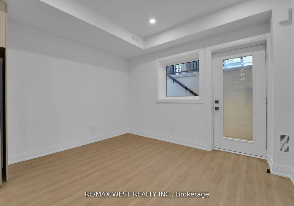 521-st-johns-road-toronto-ontario-w13439860