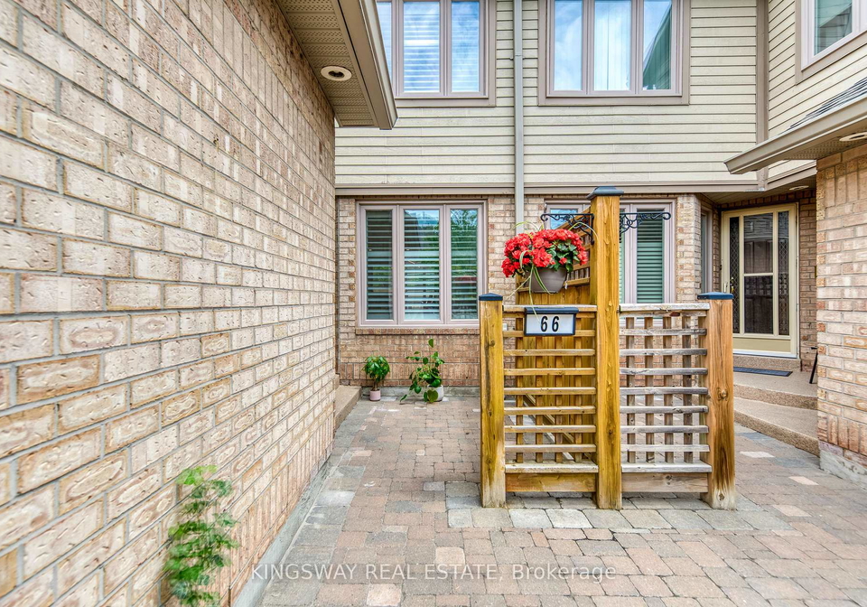 1725-the-chase-road-mississauga-ontario-w13439920