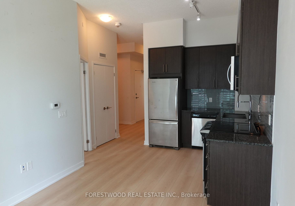 4055-parkside-village-drive-mississauga-ontario-w13439944
