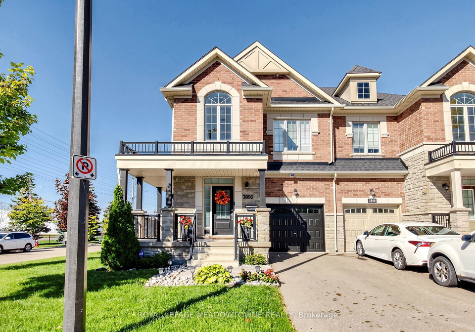 3892-arvona-place-mississauga-ontario-w13440032