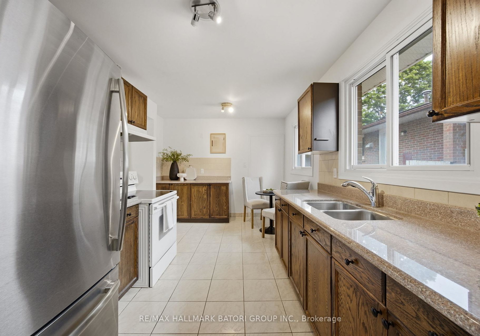 1500-swanage-crescent-mississauga-ontario-w13440186