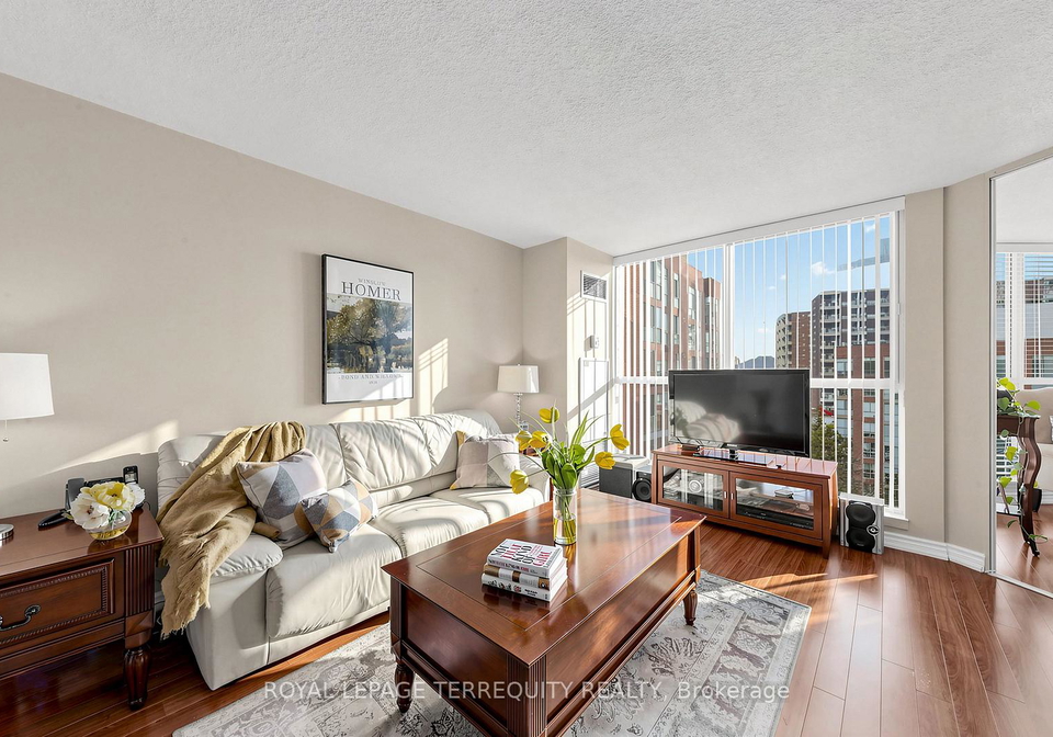 22-southport-street-toronto-ontario-w13440232