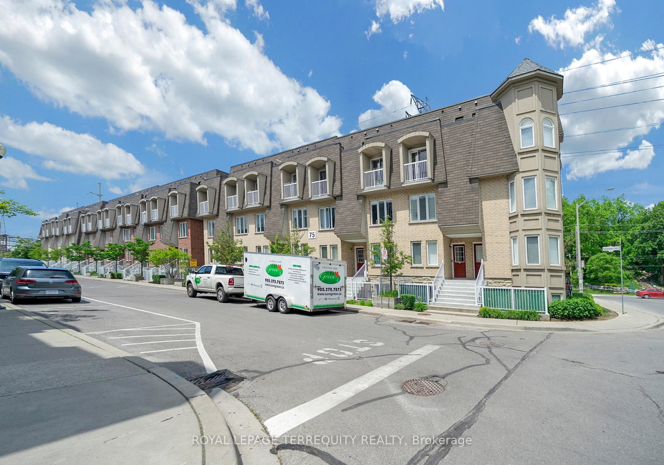75-turntable-crescent-toronto-ontario-w13440240