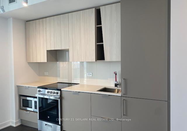 3900-confederation-parkway-mississauga-ontario-w13440244