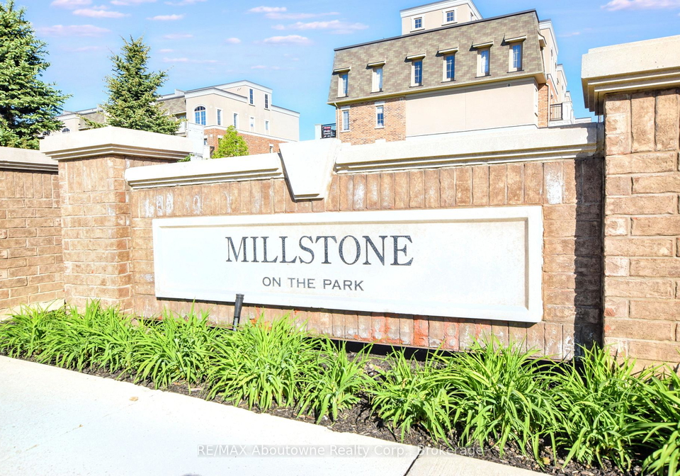 2441-greenwich-drive-oakville-ontario-w13440316