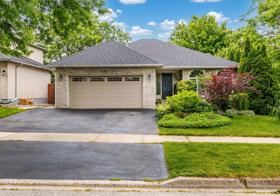 537-mathewman-crescent-burlington-ontario-w13440438