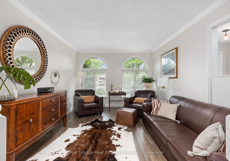 537-mathewman-crescent-burlington-ontario-w13440438