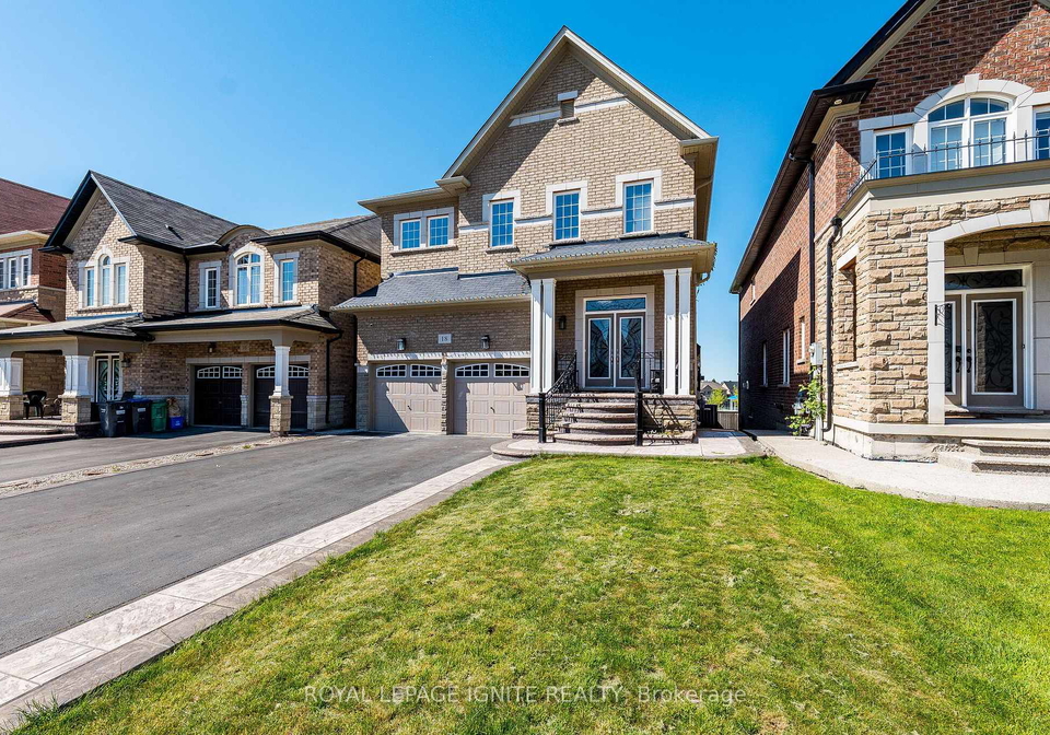 18-monkton-circle-brampton-ontario-w13440496