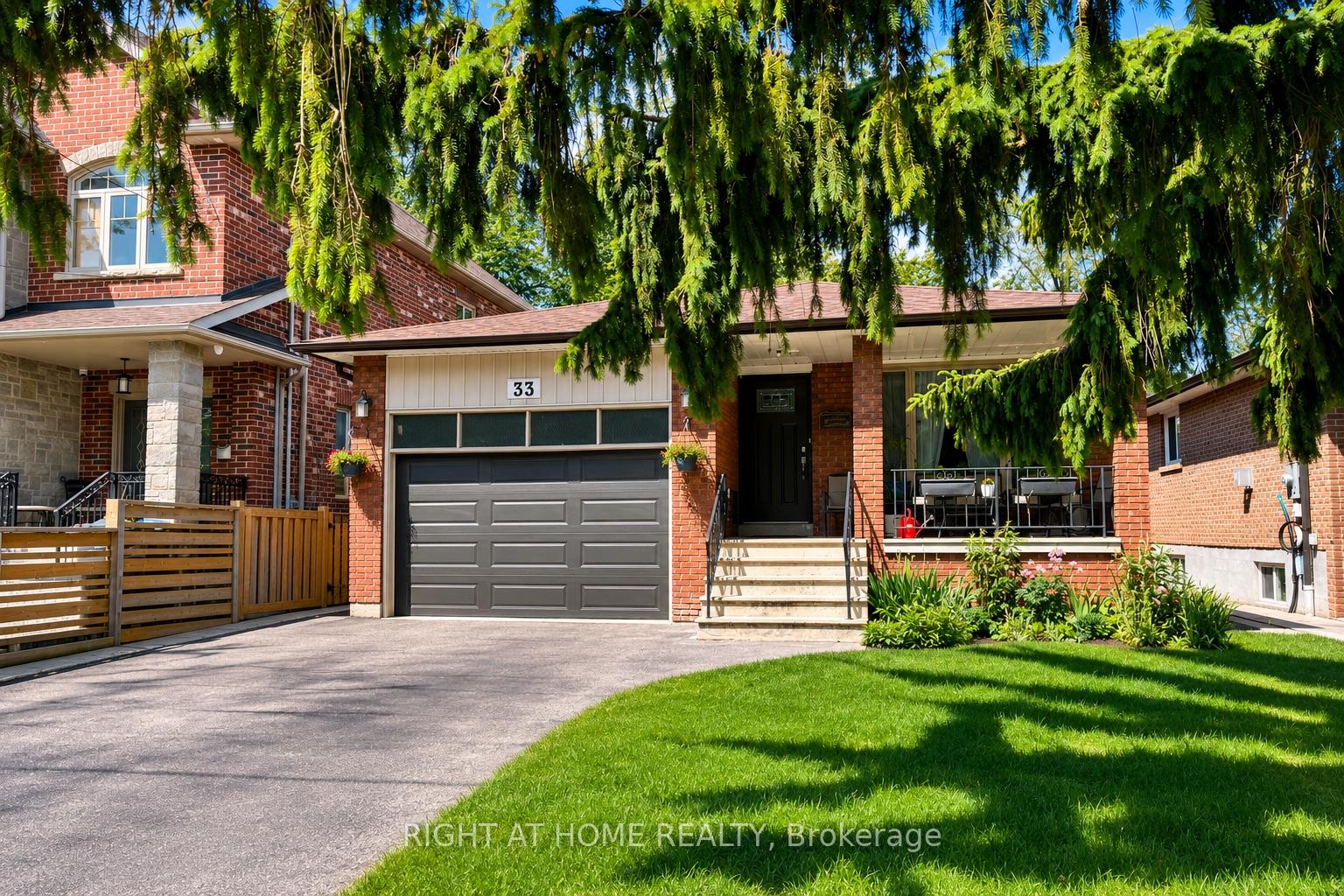 33-benson-avenue-mississauga-ontario-w13440690