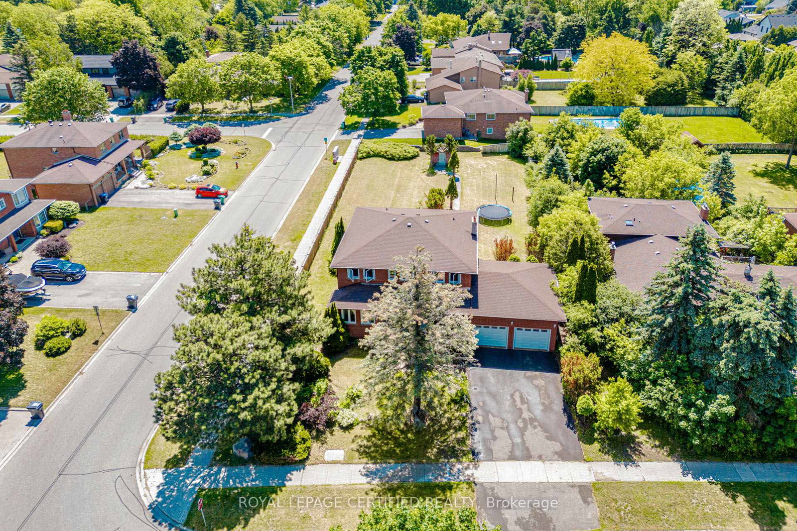 28-walker-road-e-caledon-ontario-w13440696