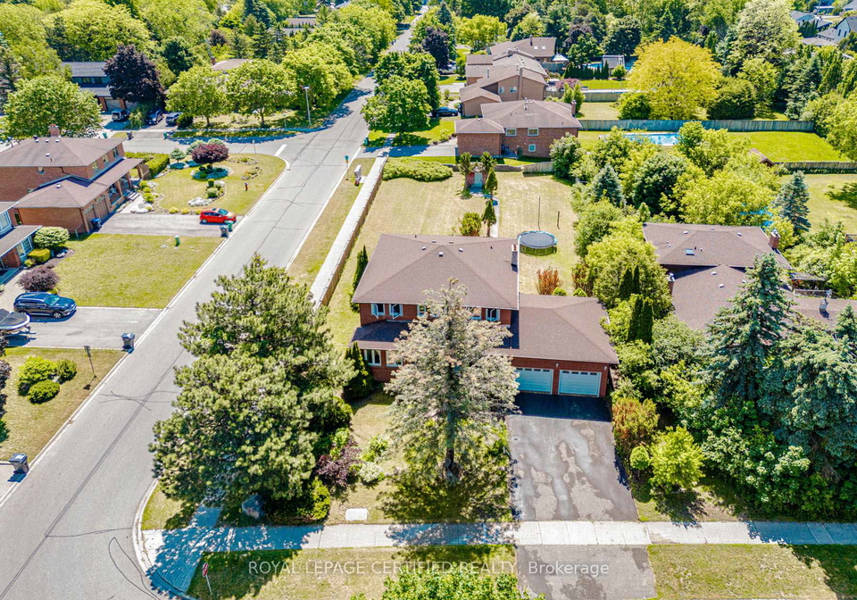 28-walker-road-e-caledon-ontario-w13440696