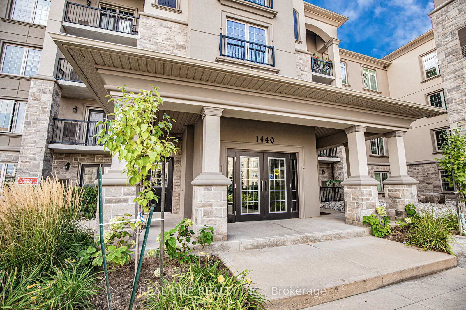 1440-main-street-e-milton-ontario-w13440712