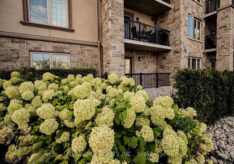 1440-main-street-e-milton-ontario-w13440712