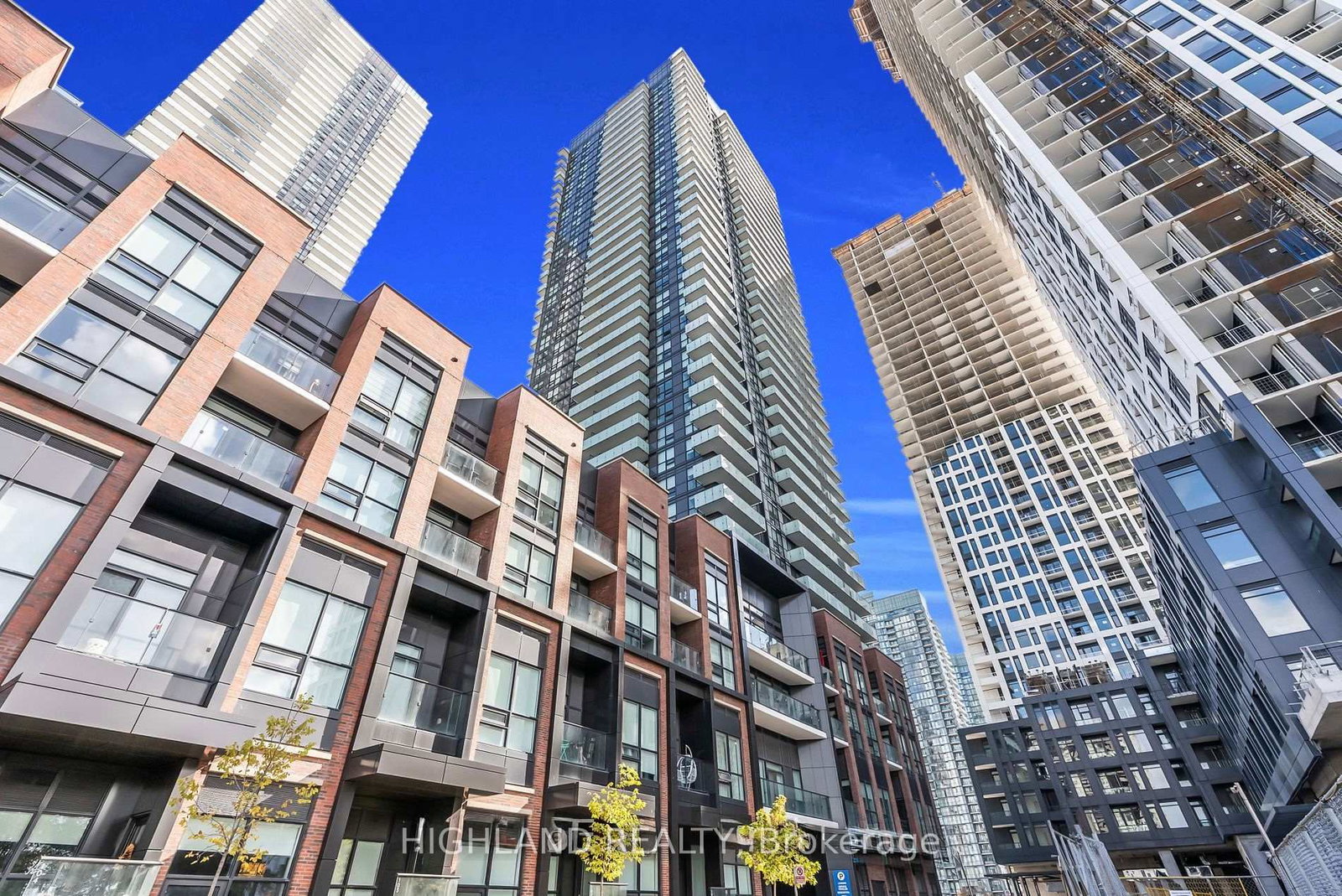 4130-parkside-village-drive-mississauga-ontario-w13440726