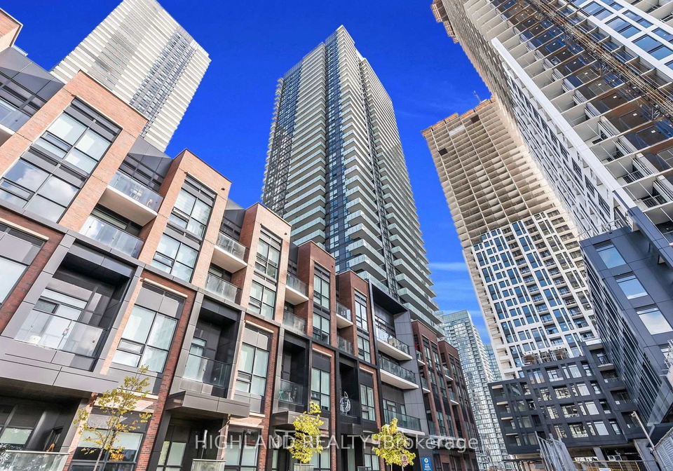 4130-parkside-village-drive-mississauga-ontario-w13440726