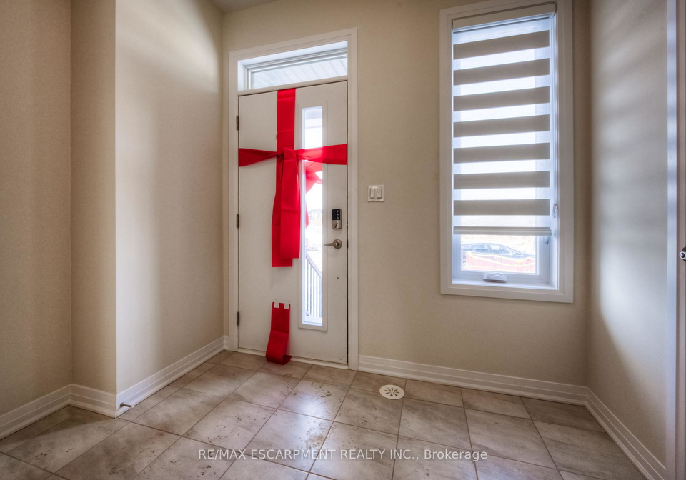104-settlers-road-e-oakville-ontario-w13440748