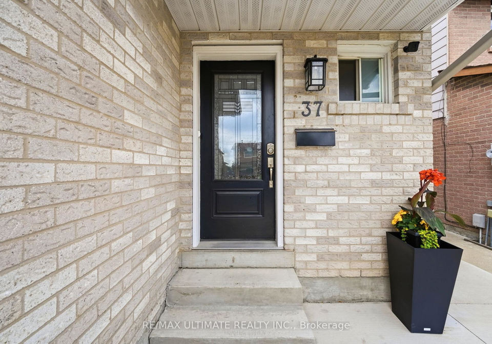37-cathy-jean-crescent-etobicoke-ontario-w13440996