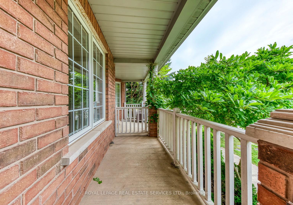 204-roxton-road-oakville-ontario-w13441128