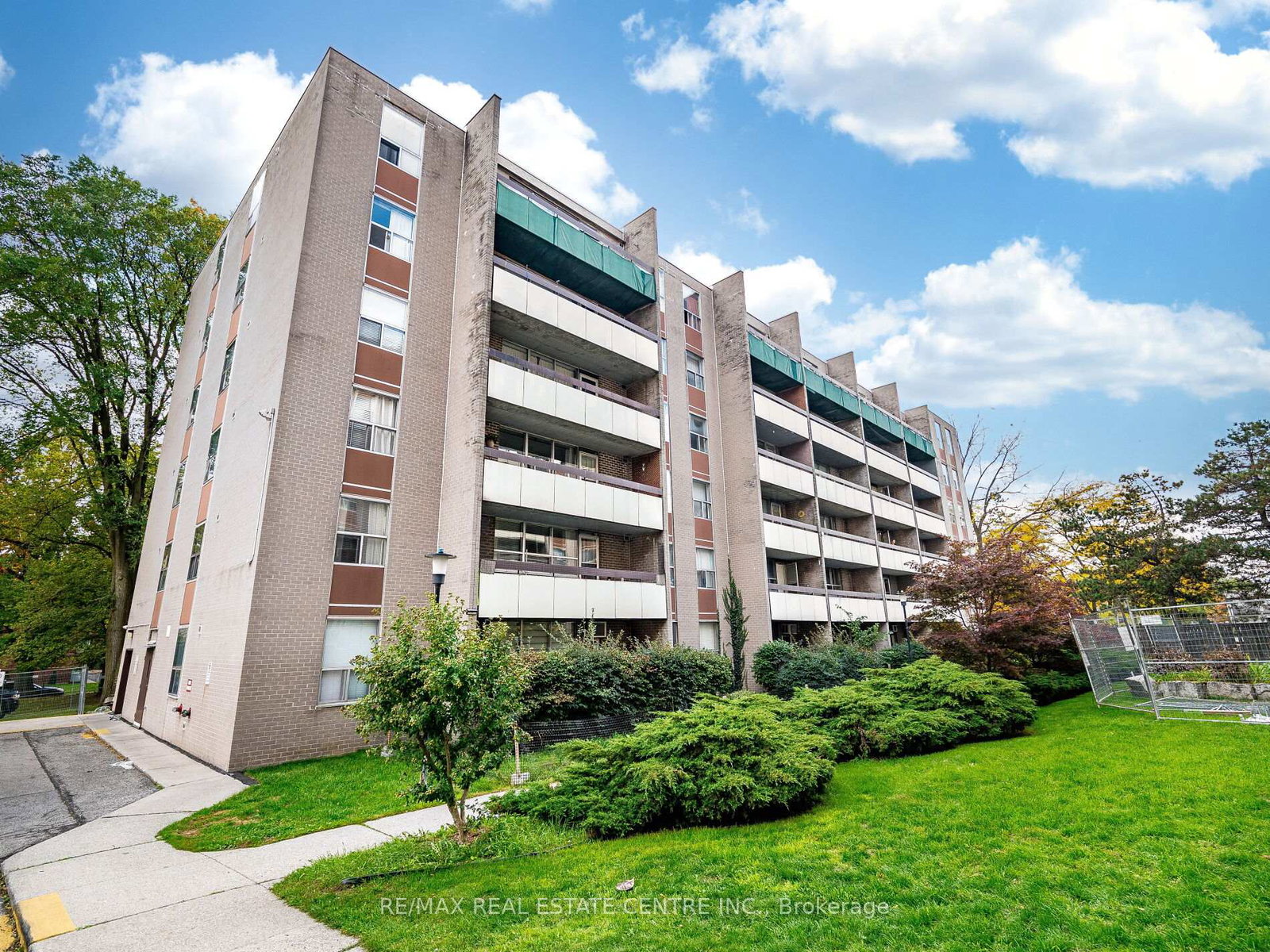 3625-lake-shore-boulevard-w-etobicoke-ontario-w13441200