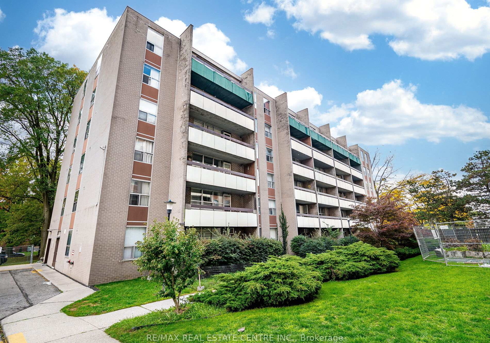 3625-lake-shore-boulevard-w-etobicoke-ontario-w13441200