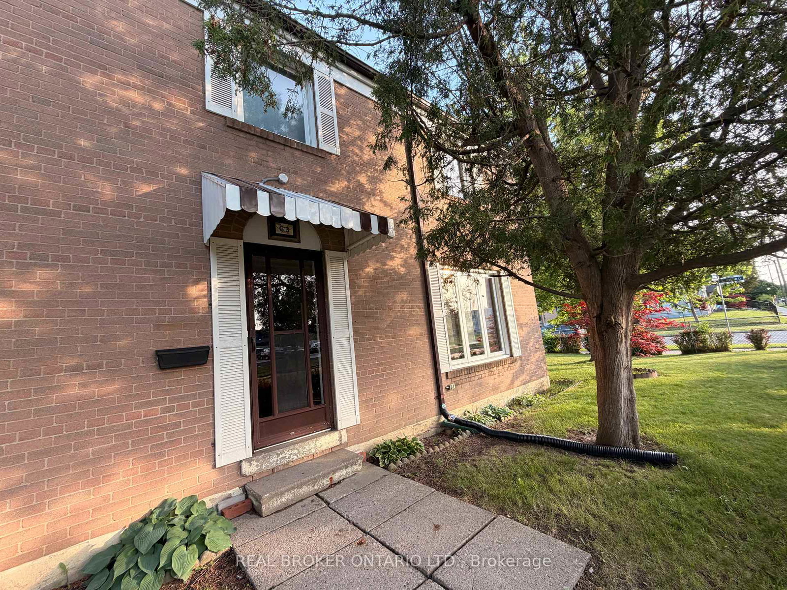 63-venetian-crescent-york-ontario-w13441226