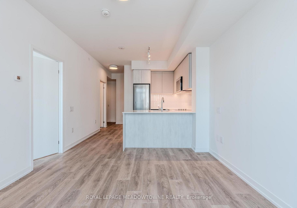 2485-eglinton-avenue-w-mississauga-ontario-w13441252