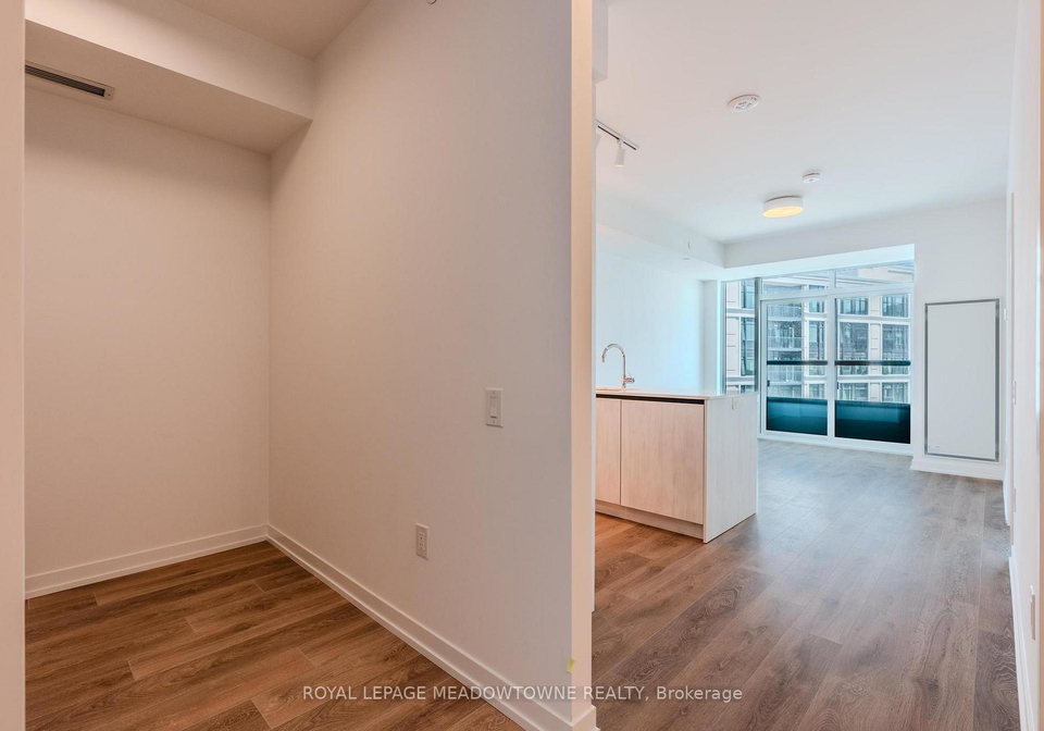 2485-eglinton-avenue-w-mississauga-ontario-w13441252