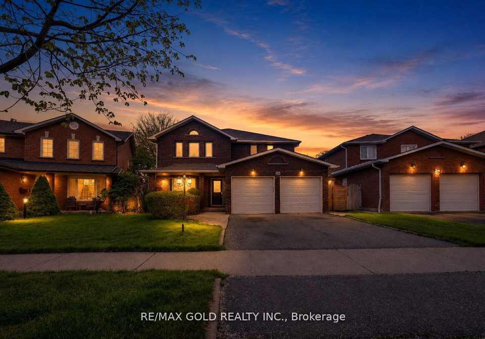 26-dundalk-crescent-brampton-ontario-w13441314