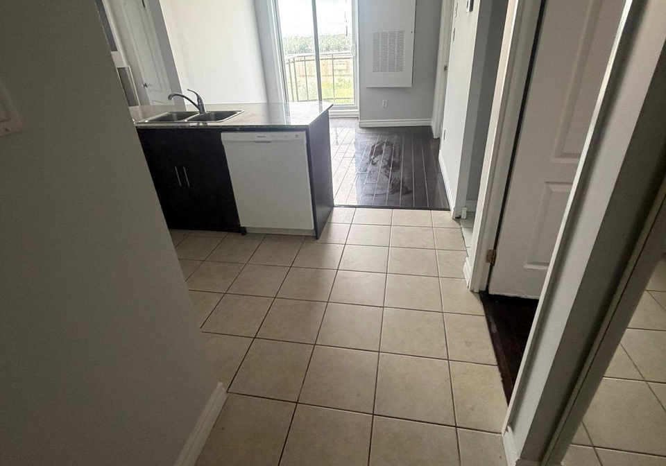 7405-goreway-drive-mississauga-ontario-w13441336