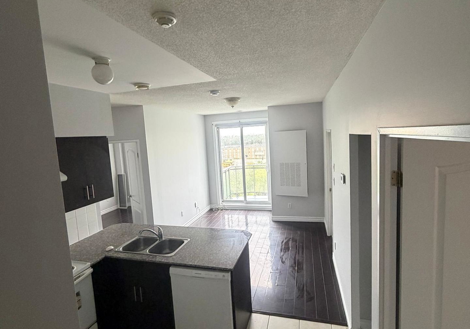 7405-goreway-drive-mississauga-ontario-w13441336