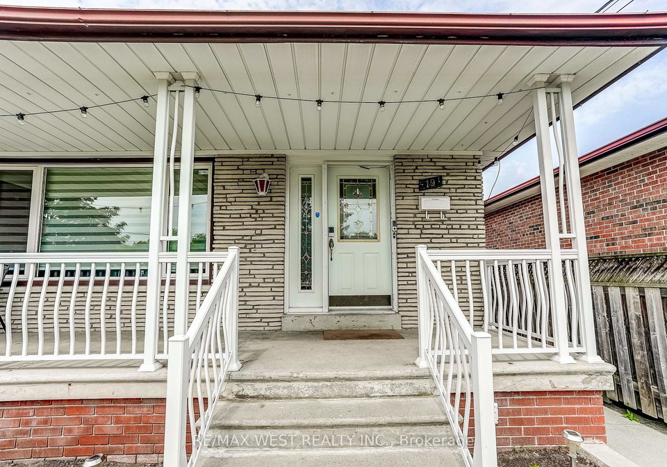19-archway-crescent-york-ontario-w13441450